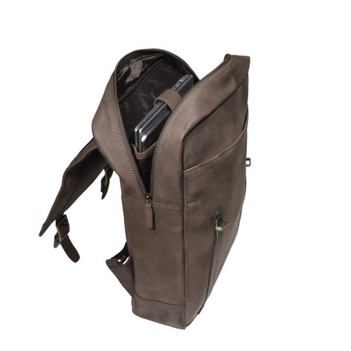 Mochila de Cuero, Color Café, Modelo 2114 - Gino Rodinis