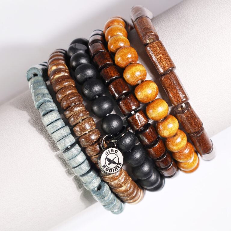 Vista Frontal de Brazalete color Café | B412