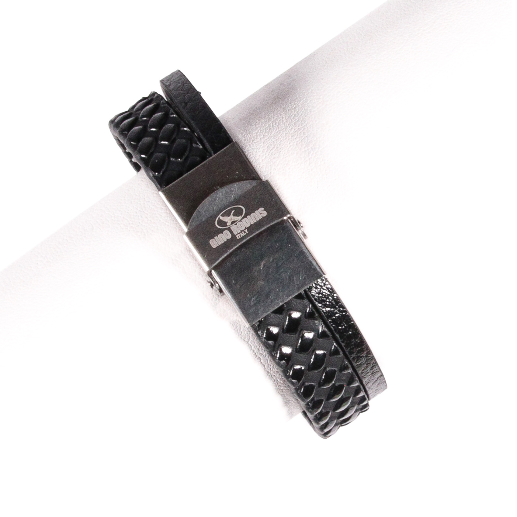 Vista posterior de Brazalete B472