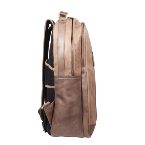 Mochila de Cuero, Color Camel, Modelo 2102 - Gino Rodinis
