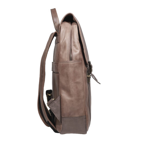 Mochila de Cuero, Color Camel, Modelo 2114 - Gino Rodinis