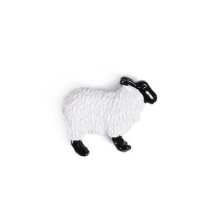 Pin 016 | Oveja